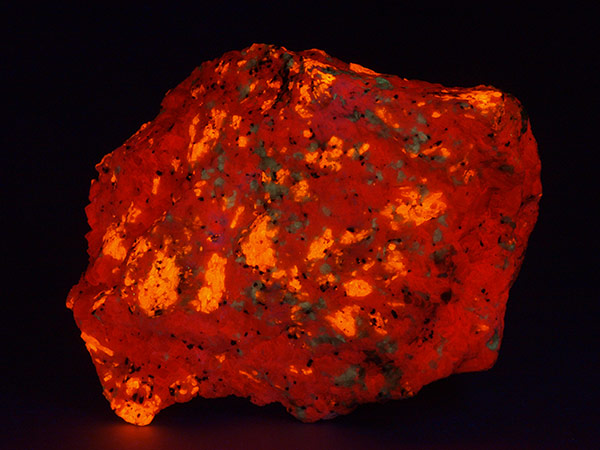 Wollastonite under shortwave-ultraviolet light